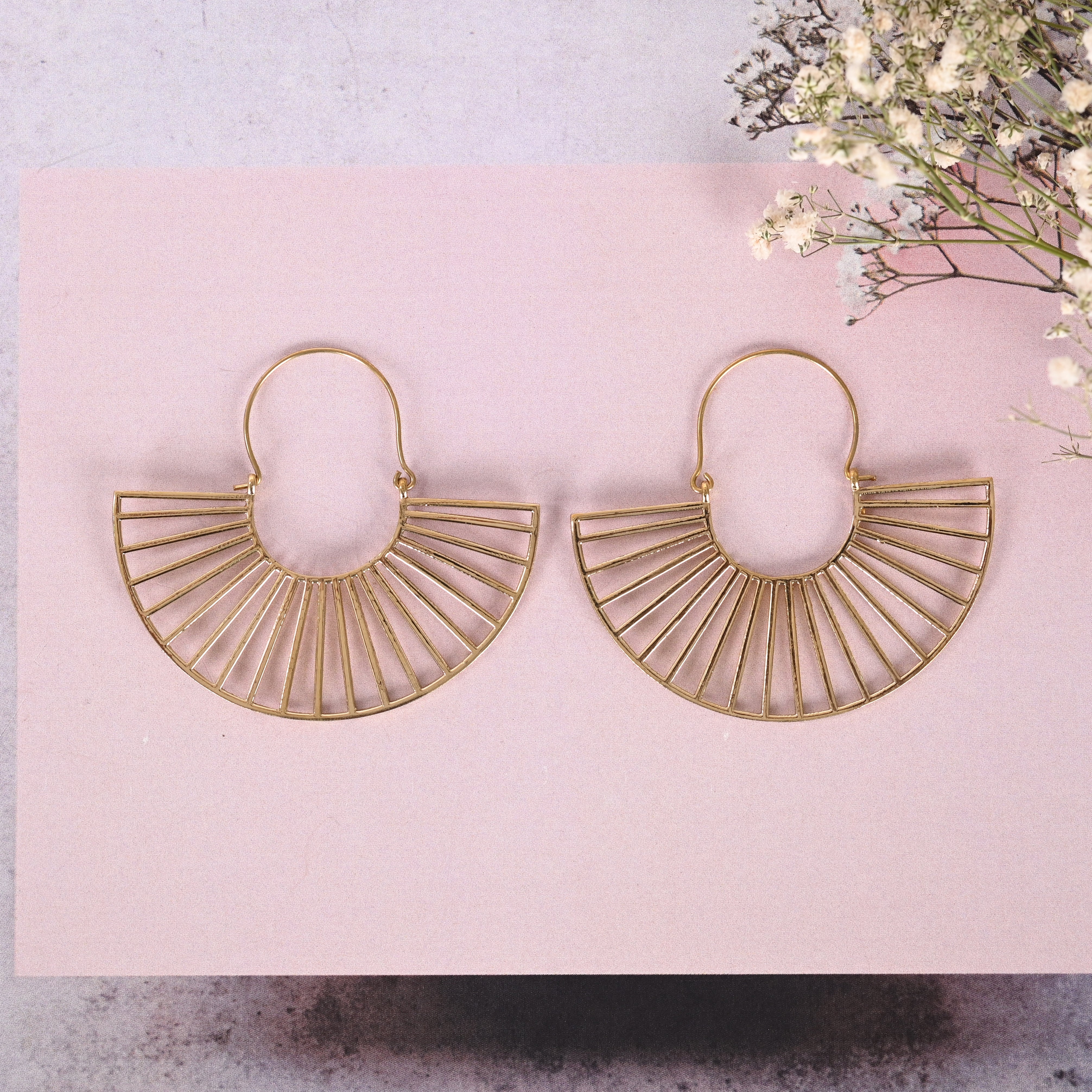 Women's Golden hoop earrings