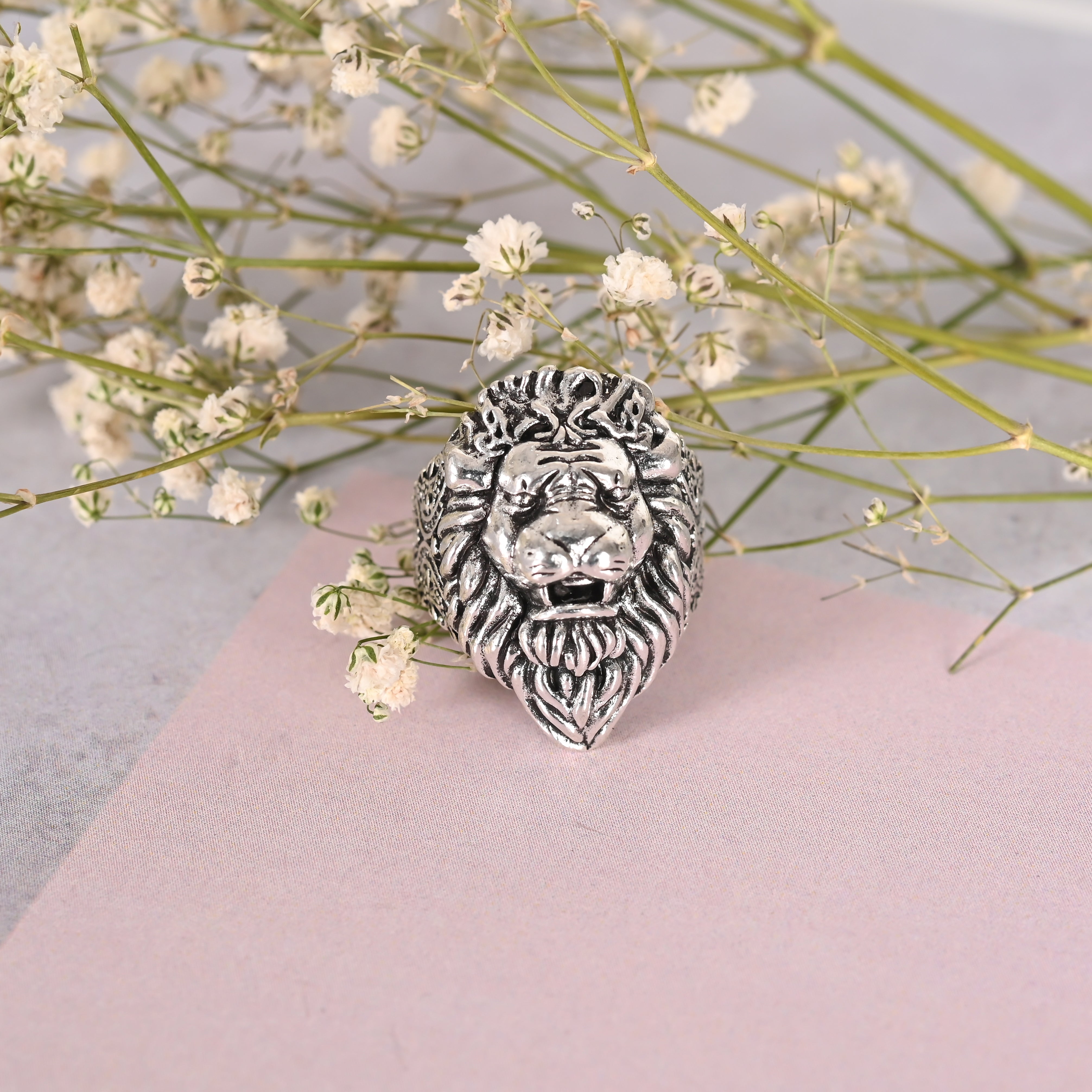 Men's Silver-Plated Lion Face Finger Ring