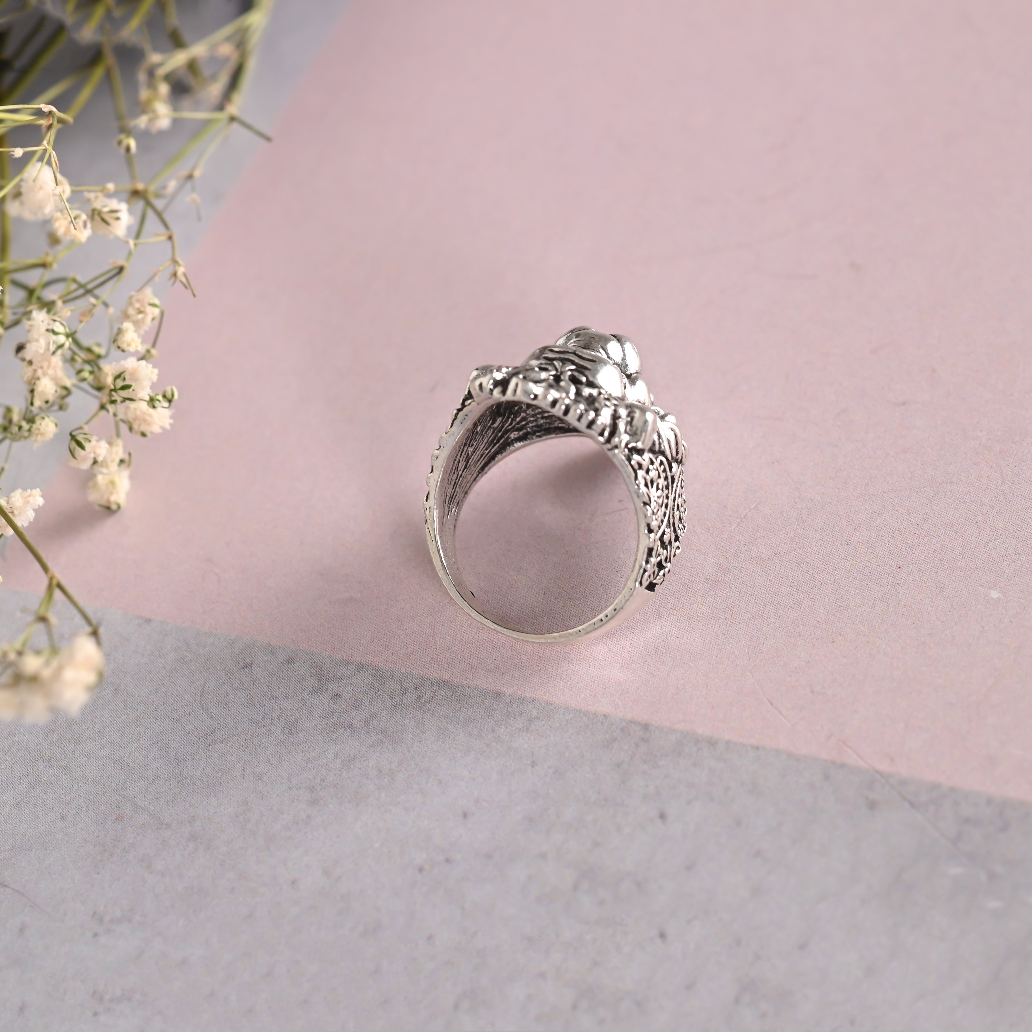 Men's Silver-Plated Lion Face Finger Ring