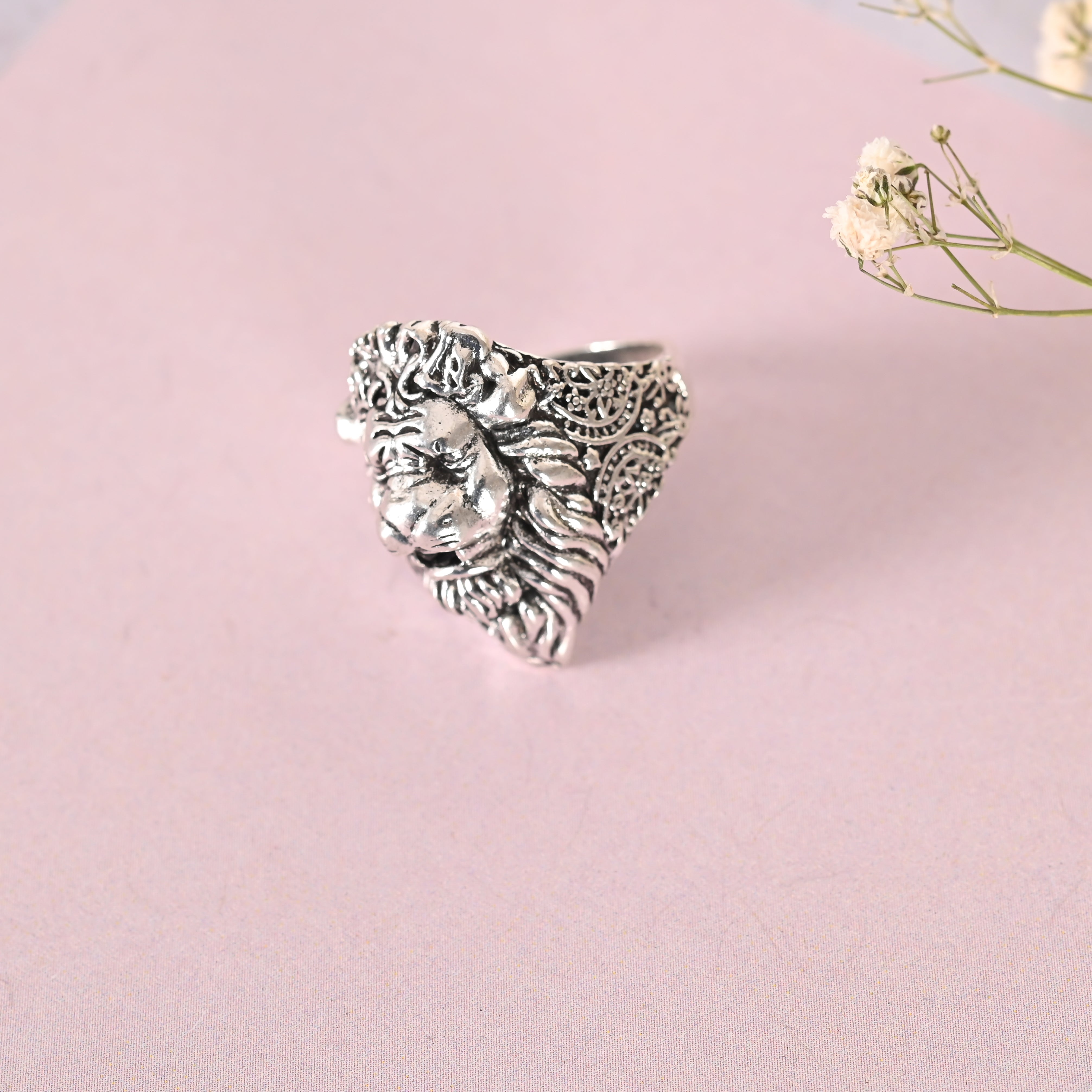 Men's Silver-Plated Lion Face Finger Ring