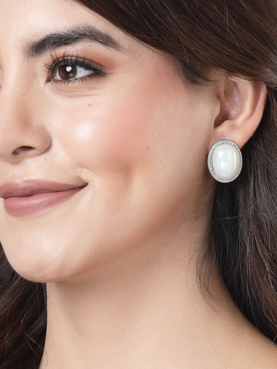 Women's Silver Plated Oval Stud earrings