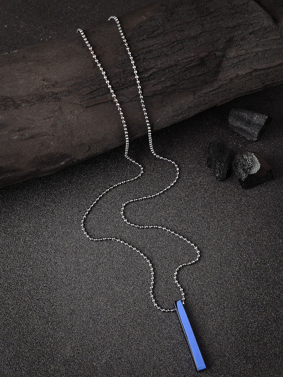 Men's blue plated geomatric pendent with chain