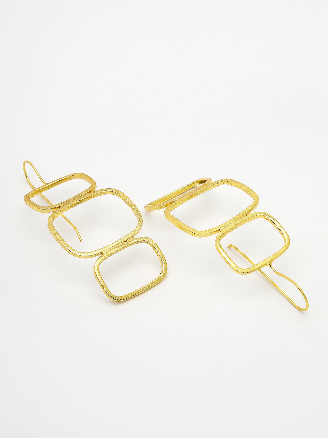 Women's Gold-plated Contemporary Fish Hook Drop Earrings