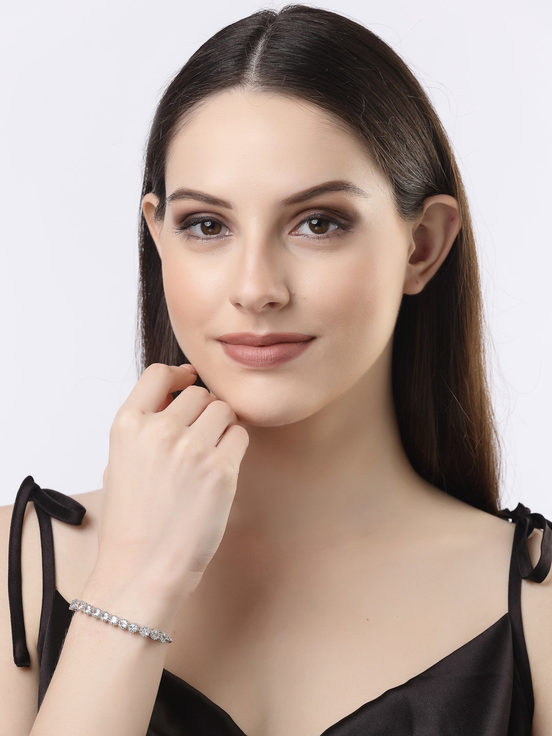 Women's Silver-plated Handcrafted American Diamond Link Bracelet