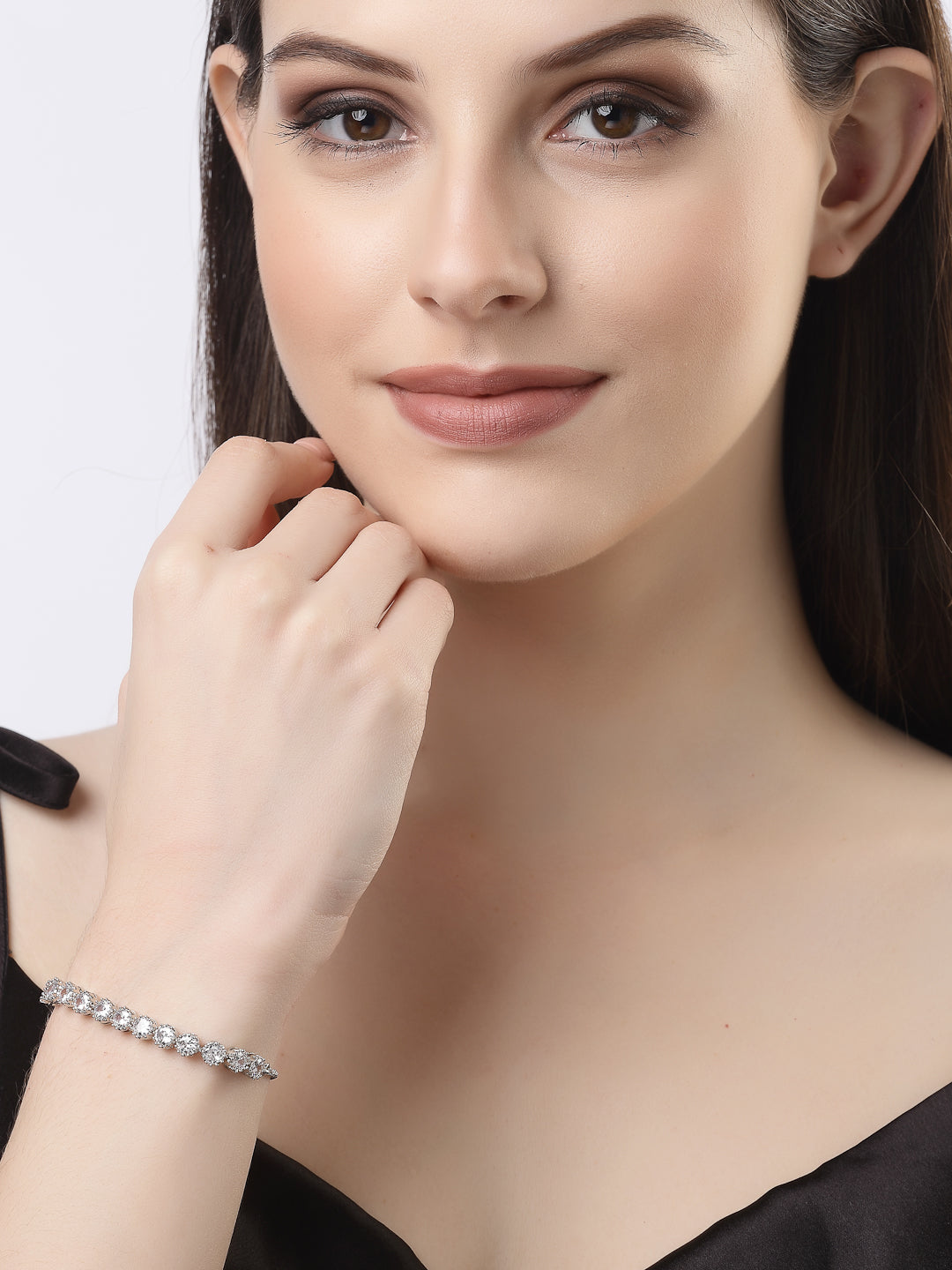 Women's Silver-plated Handcrafted American Diamond Link Bracelet