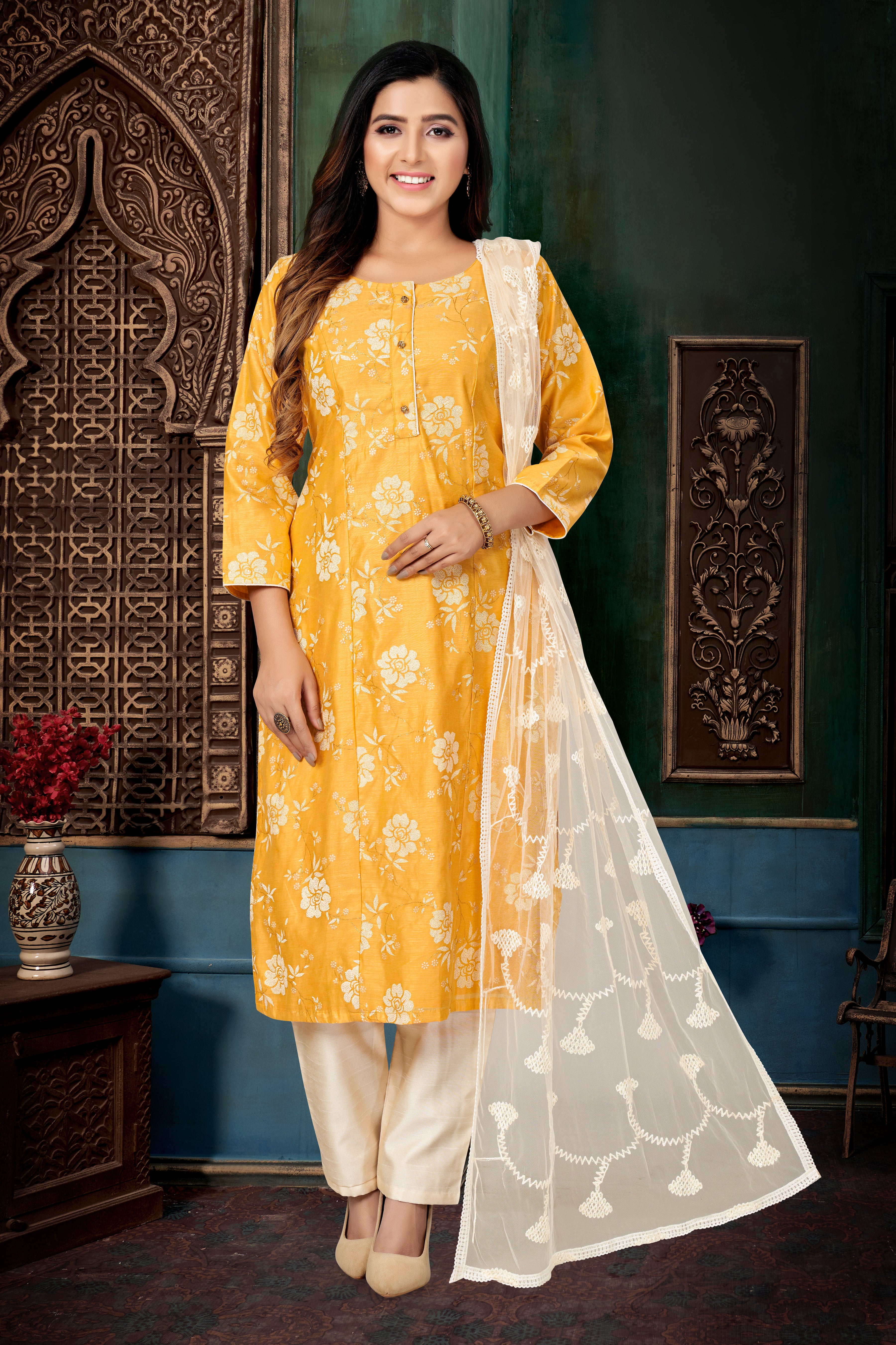 Color_YELLOW