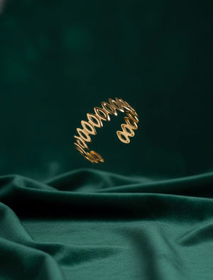 Color_ Gold