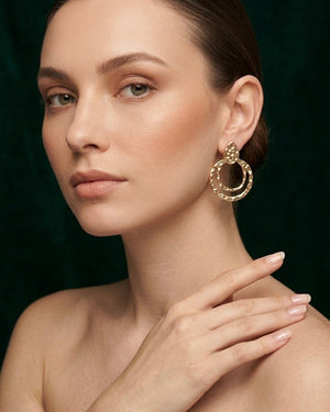 Color_ Gold