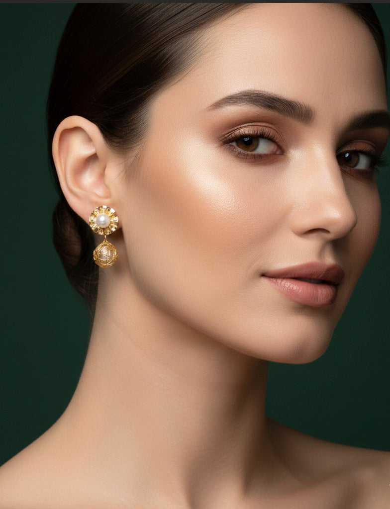 Color_ Gold