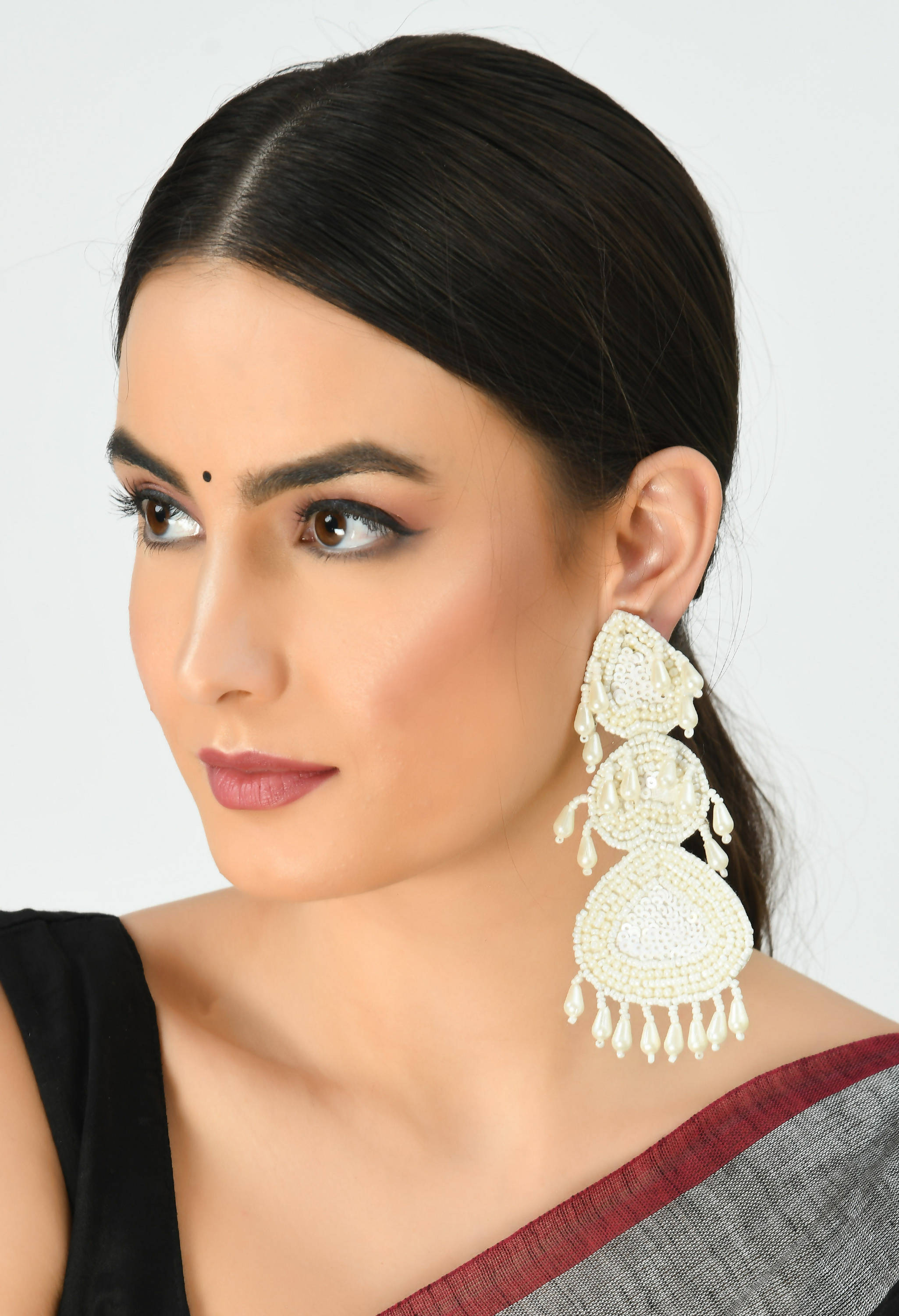 Johar Kamal Handicraft Off White Pearls Ear