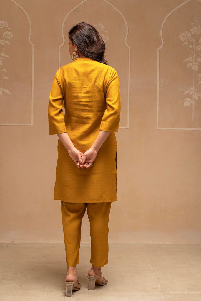 Color_Mustard
