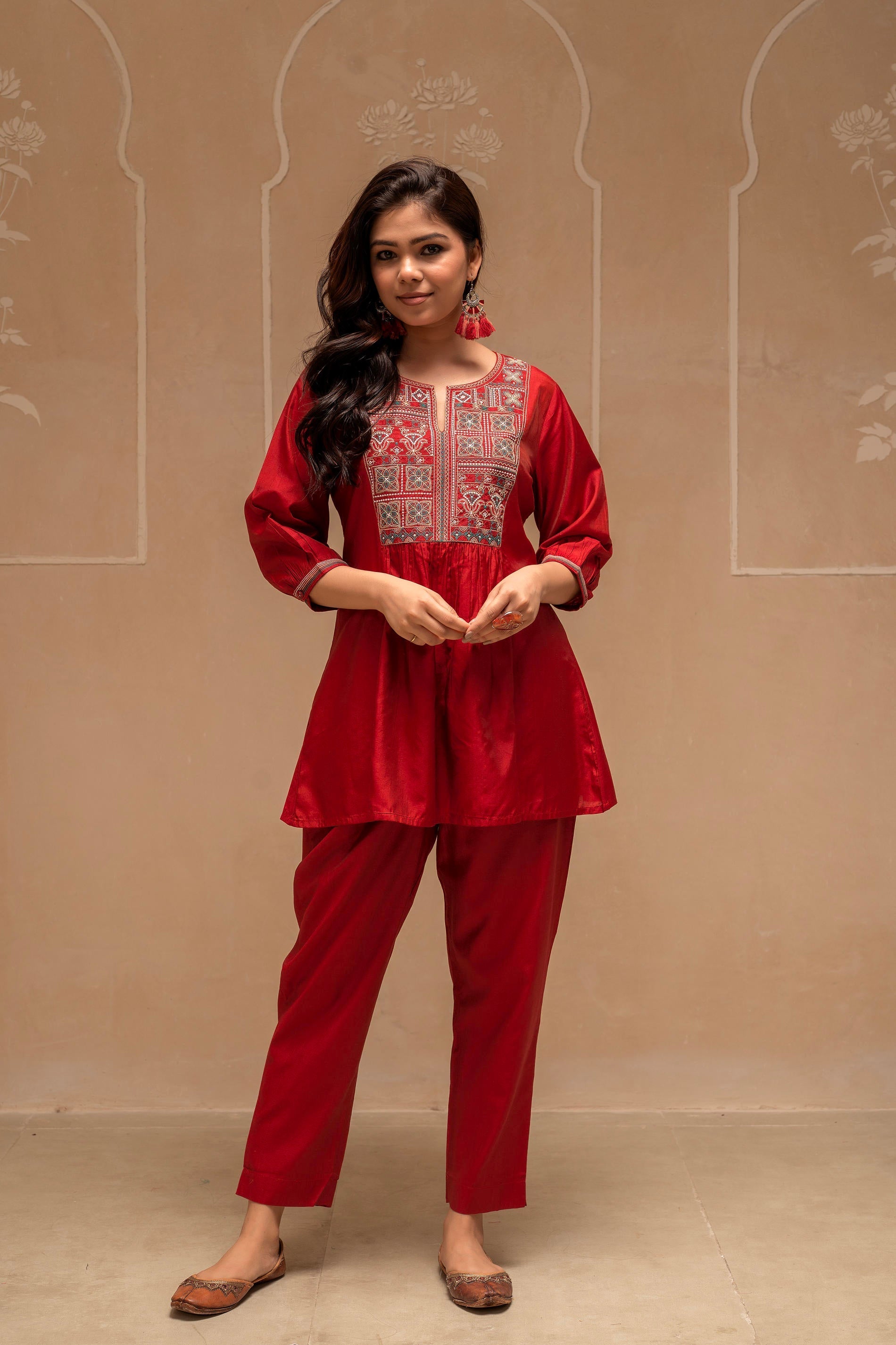 Color_Maroon