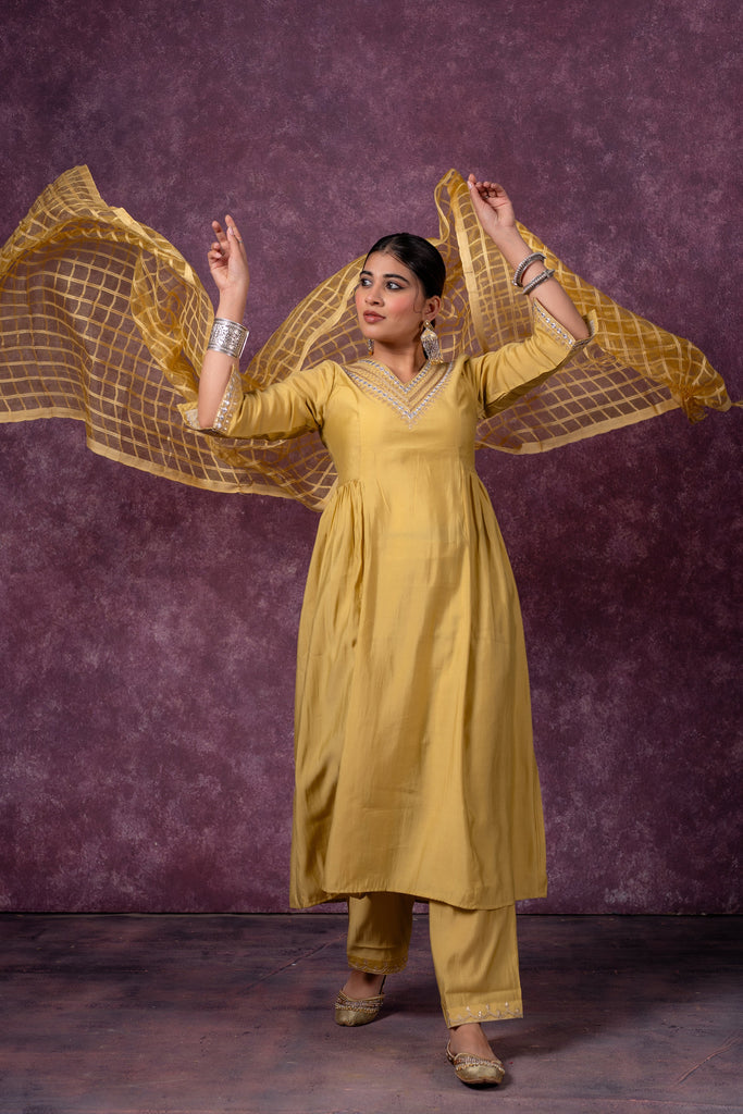 Color_Mustard
