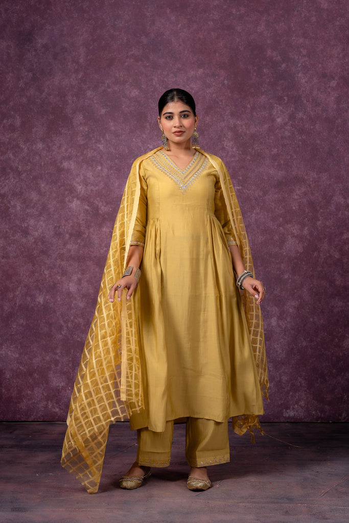 Color_Mustard