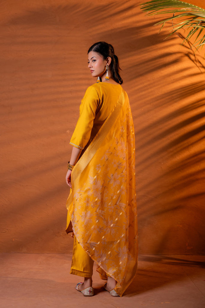 Color_Mustard