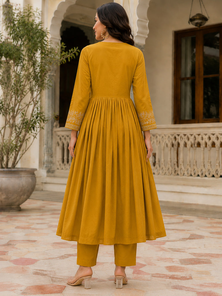 Color_Mustard