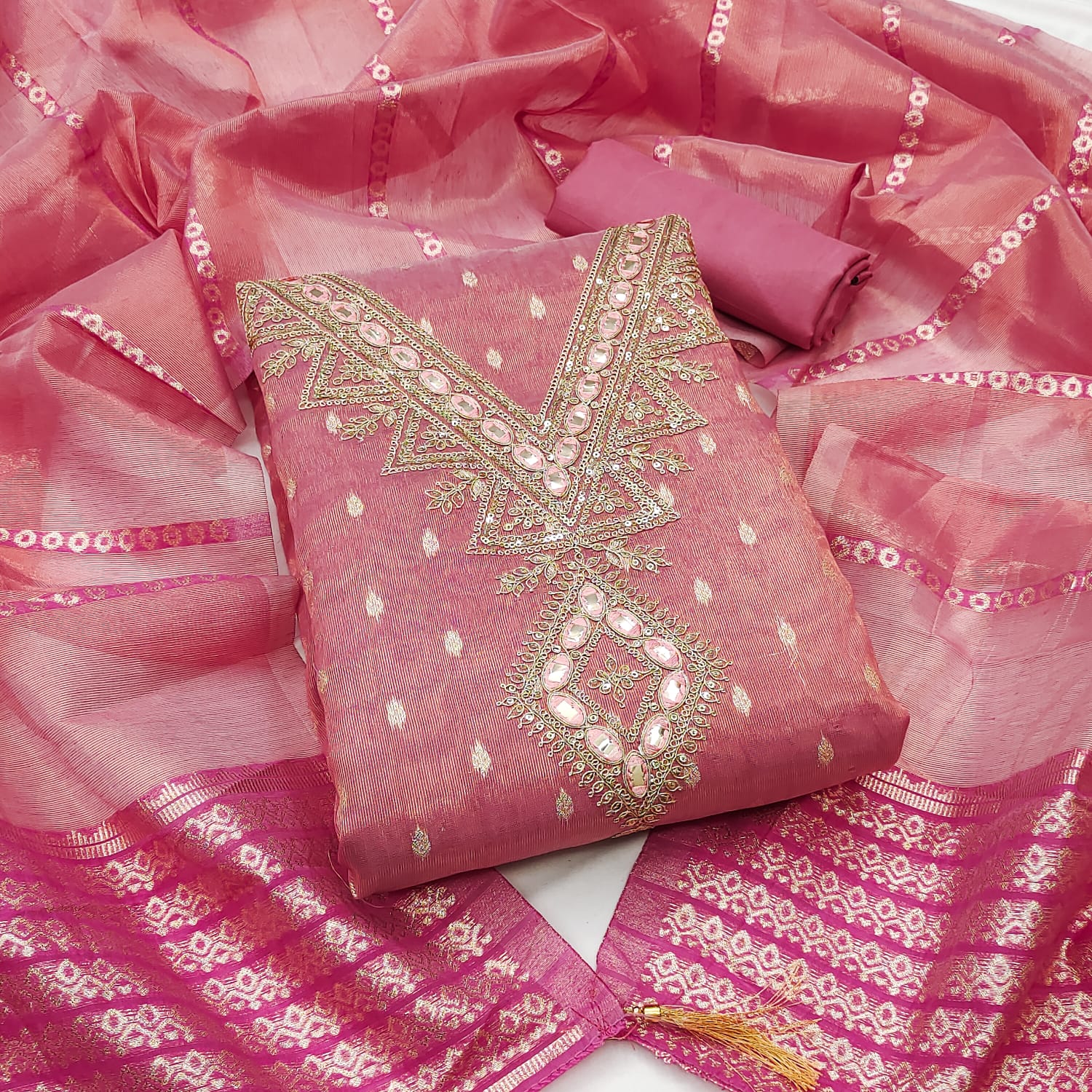 Color_Pink