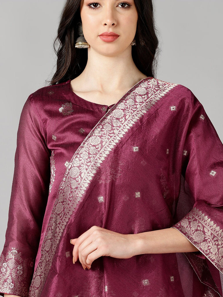 Color_Maroon