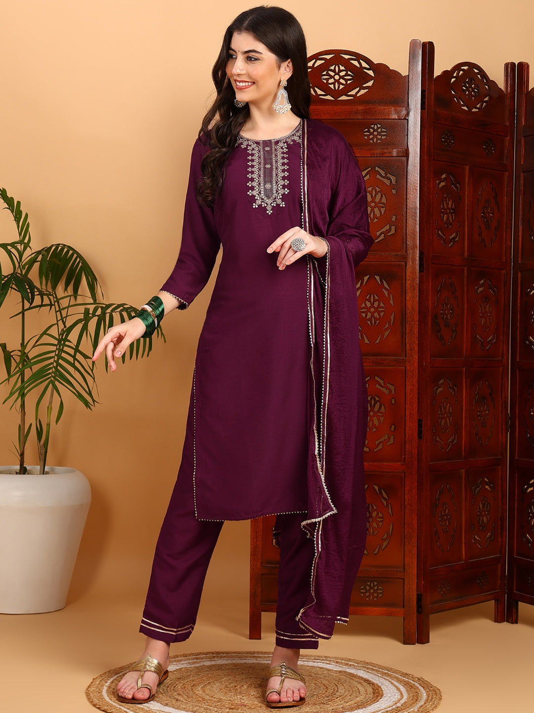 Women's Silk Blend Embroidered Kurta Pant With Dupatta - Ahika