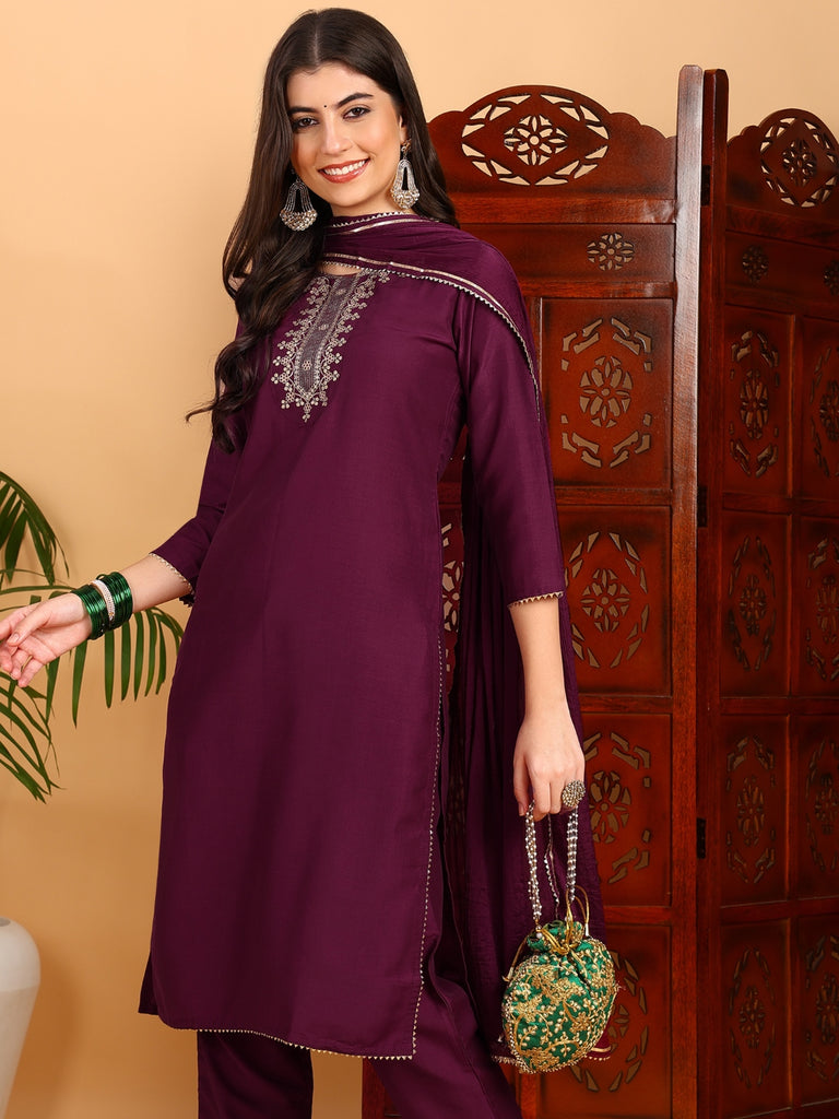 Women's Silk Blend Embroidered Kurta Pant With Dupatta
