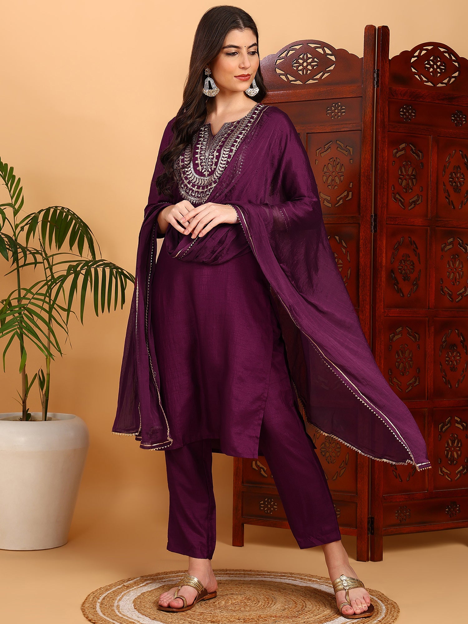 Women's Silk Blend Embroidered Kurta Pant With Dupatta - Ahika