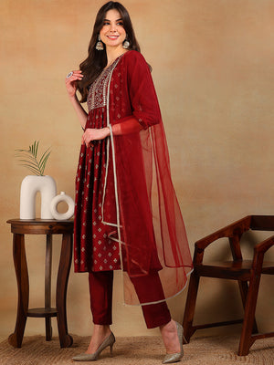 Color_Maroon