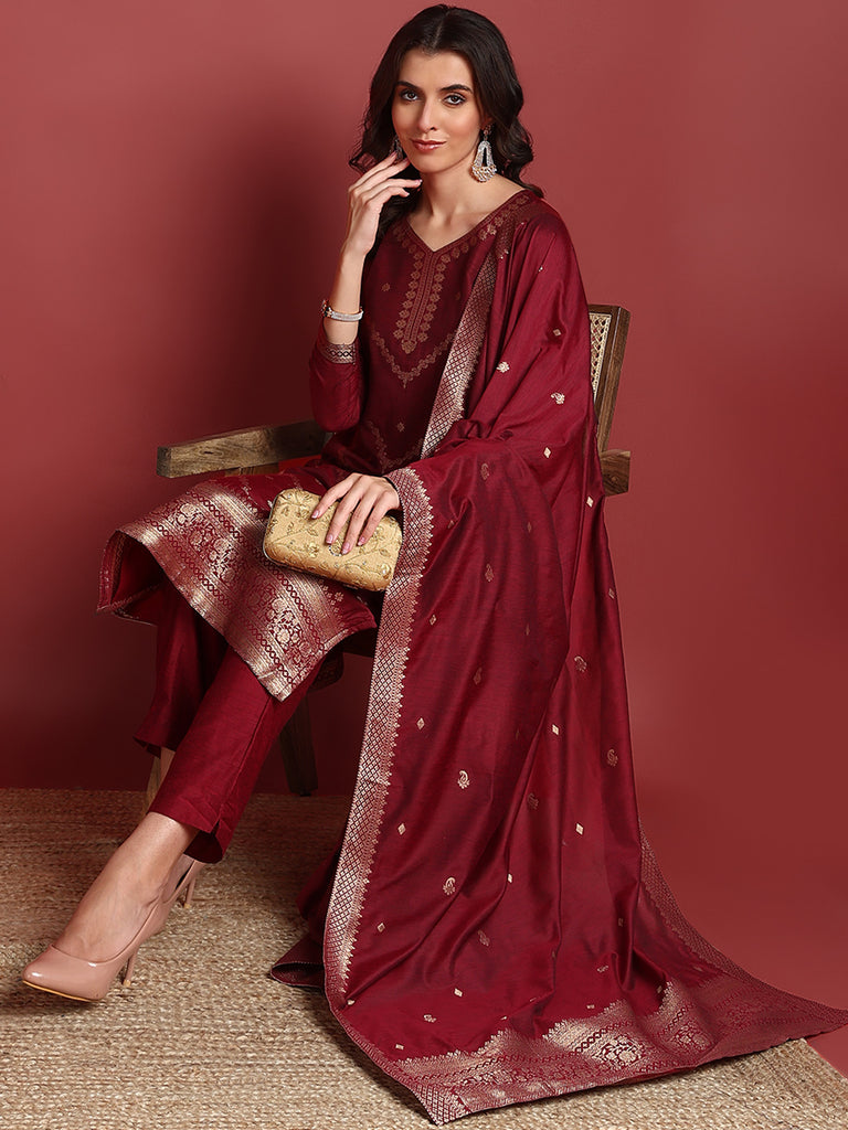 Color_Maroon