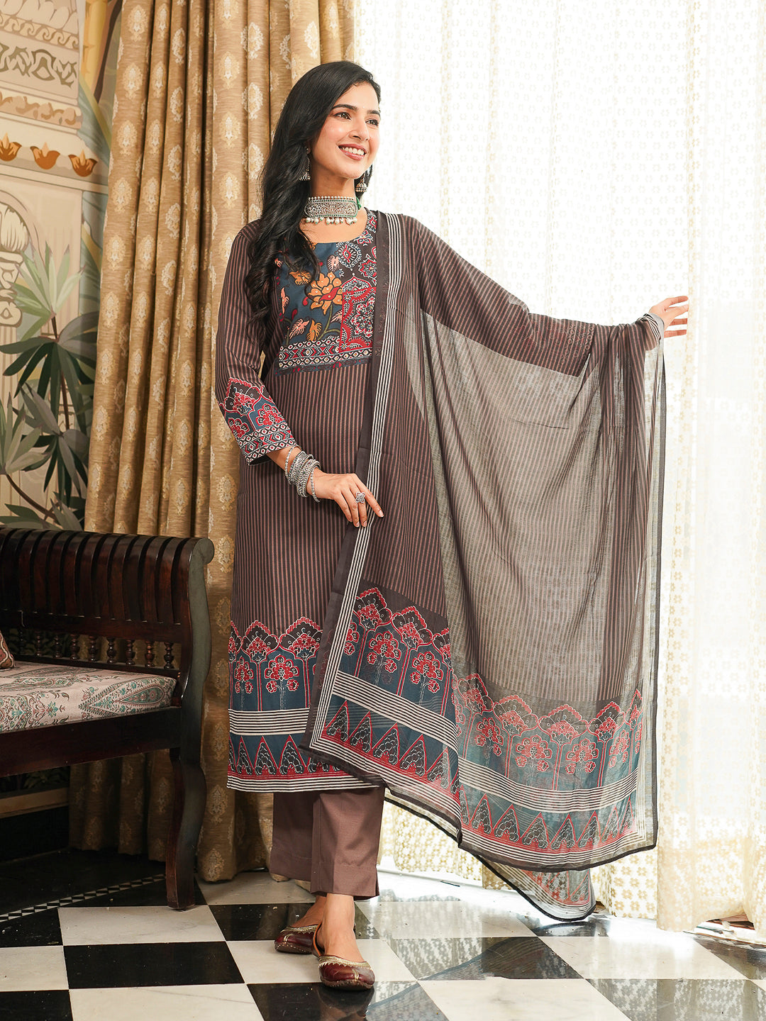 Color_Brown