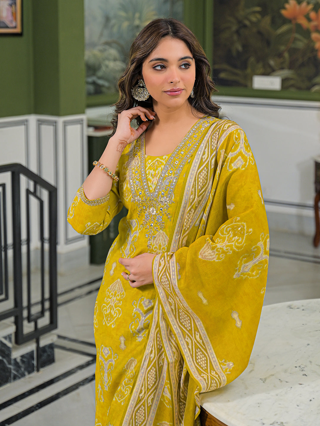 Color_Yellow