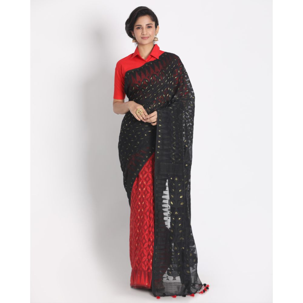 Women's Black Red Cotton Silk Jamdani Saree - Piyari Fashion
