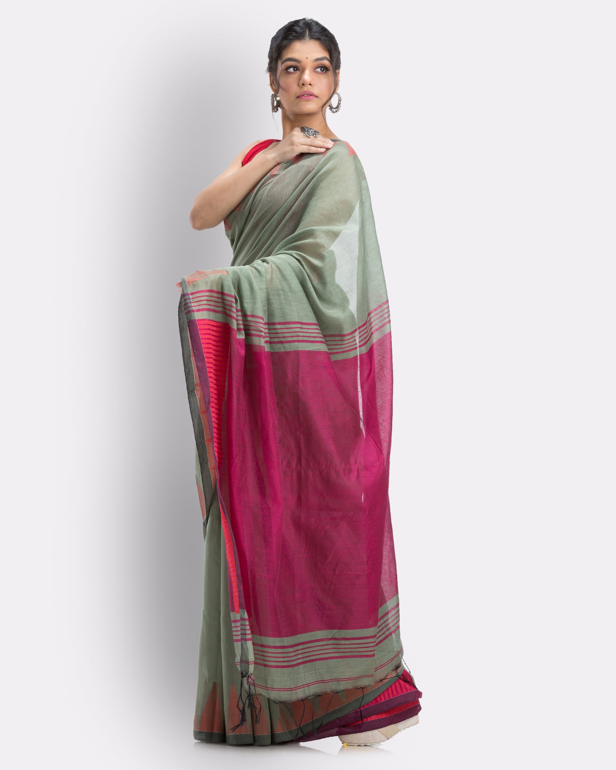Women's Clay Cotton Blend Handloom Saree - Piyari Fashion
