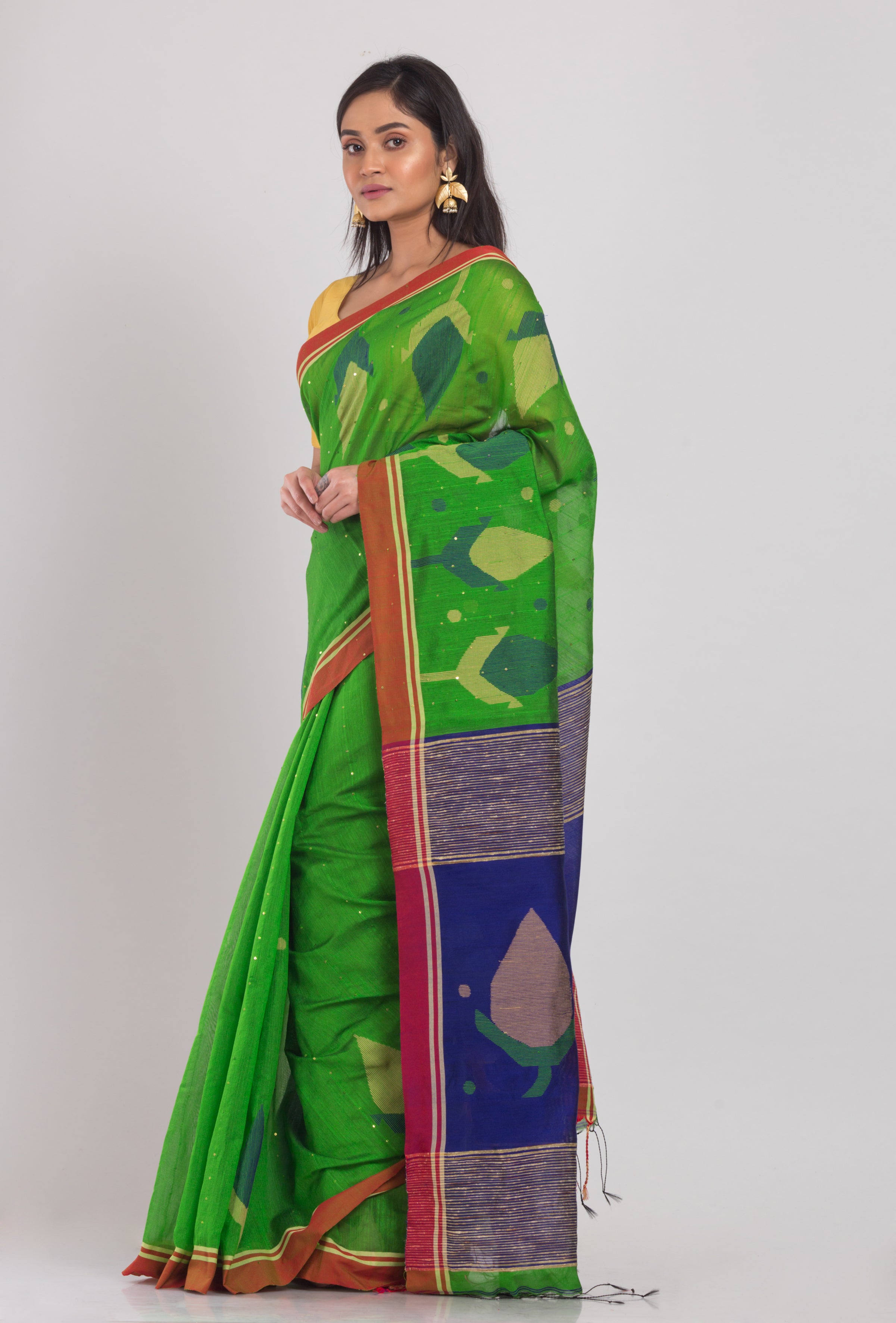 Women's Green Cotton Blend Handloom Jamdani Saree - Piyari Fashion