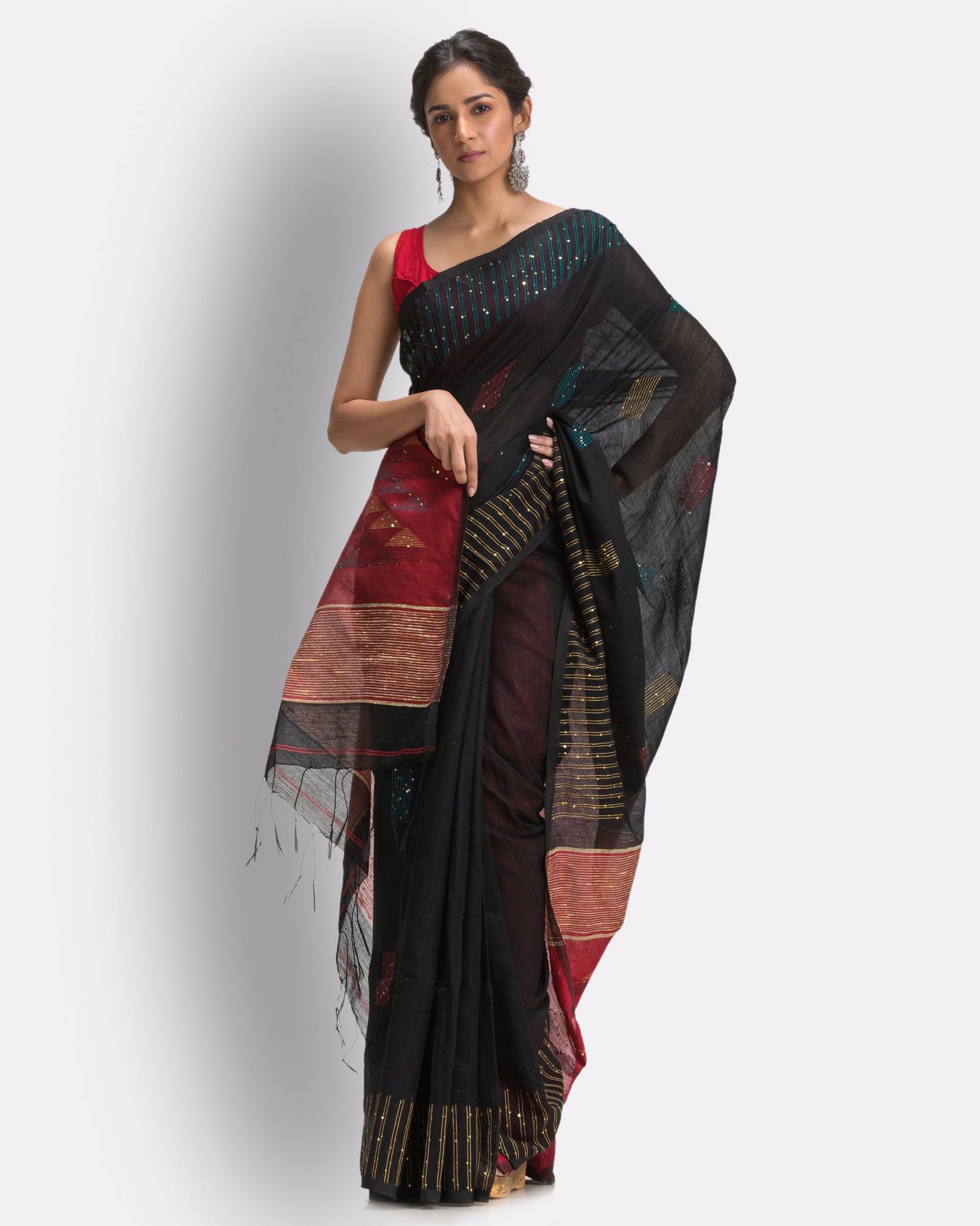 Women's Black Cotton Blend Handloom Saree - Piyari Fashion
