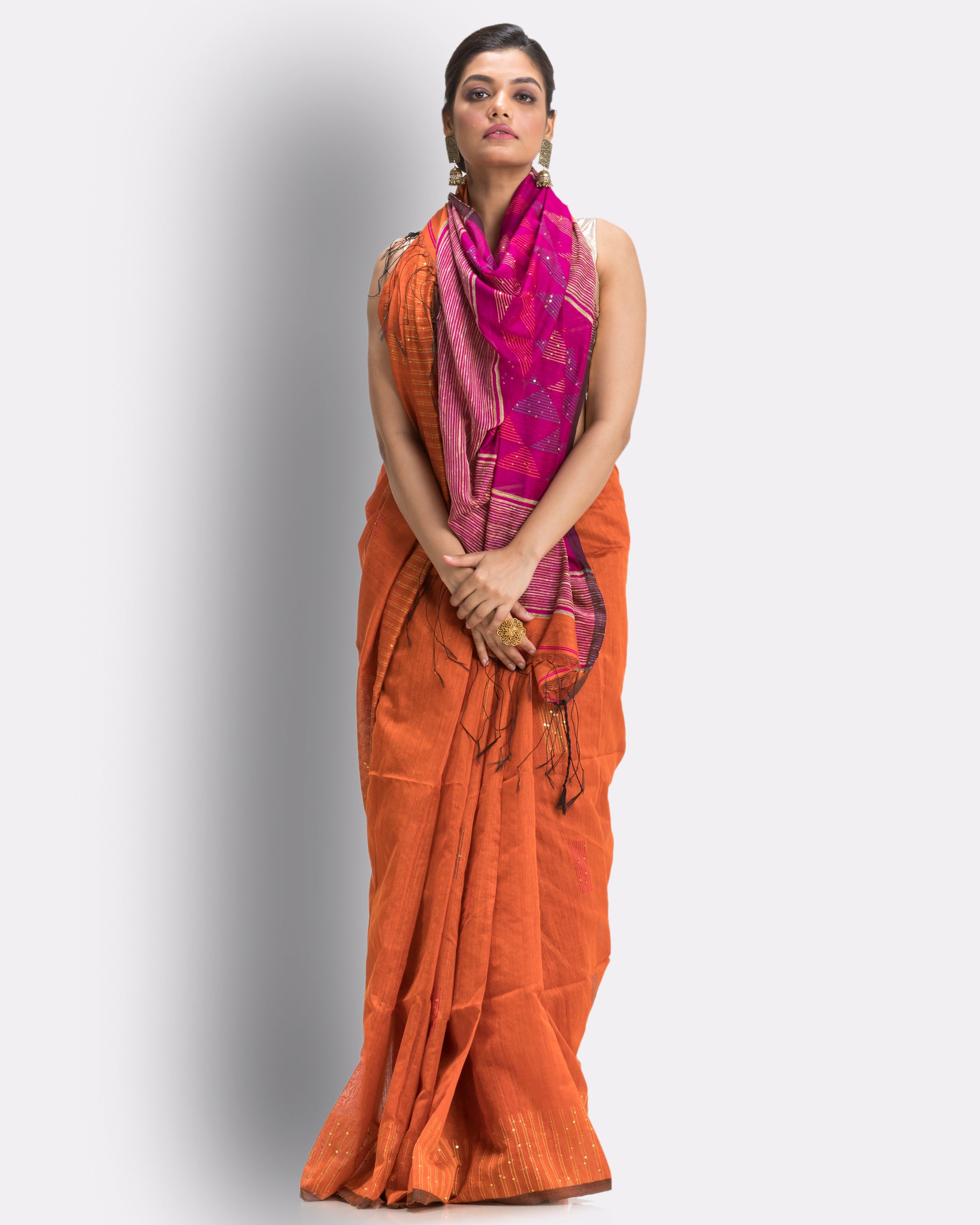 Women's Orange Cotton Blend Handloom Saree - Piyari Fashion