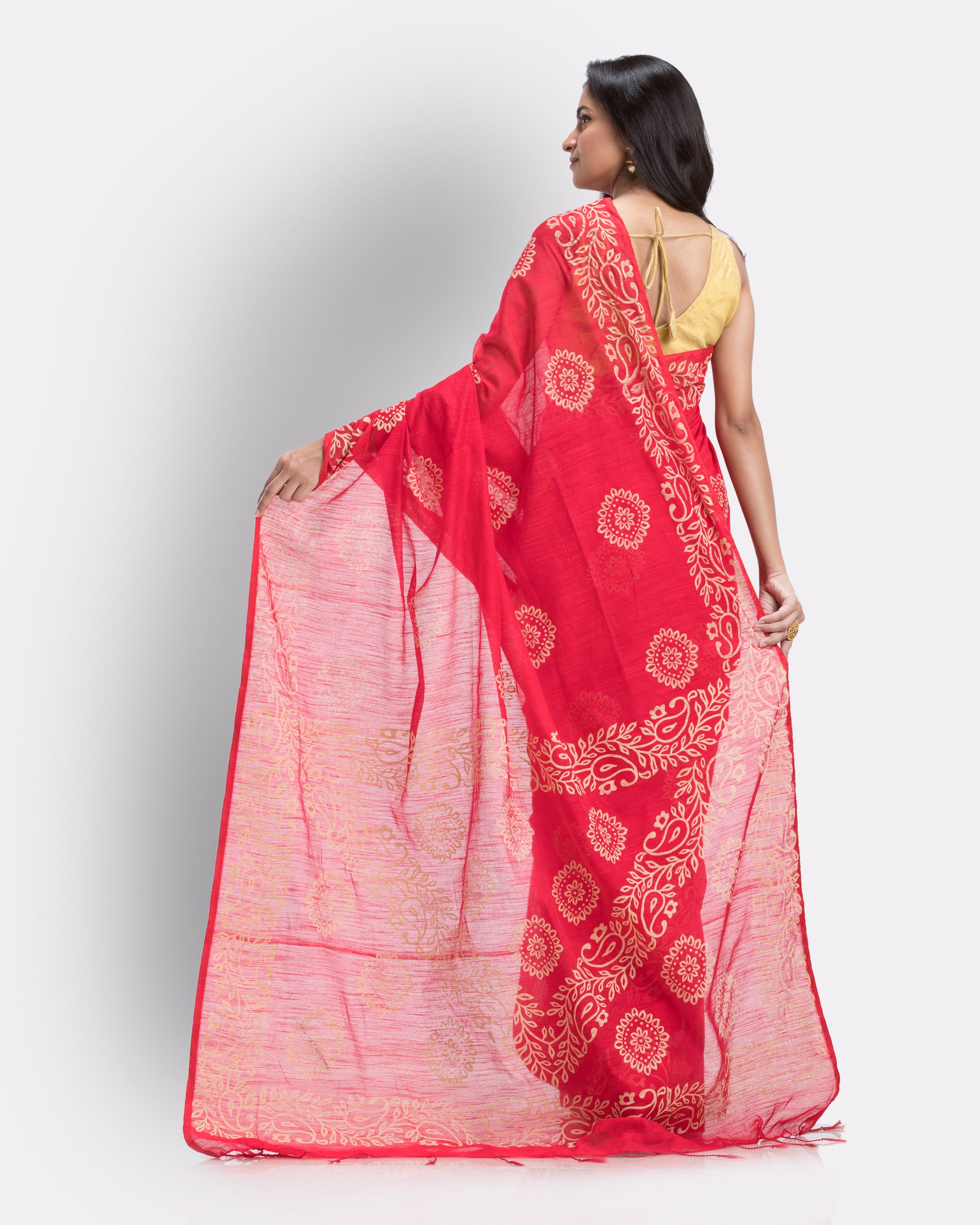 Women's Red Cotton Blend Handloom Printed Saree - Piyari Fashion