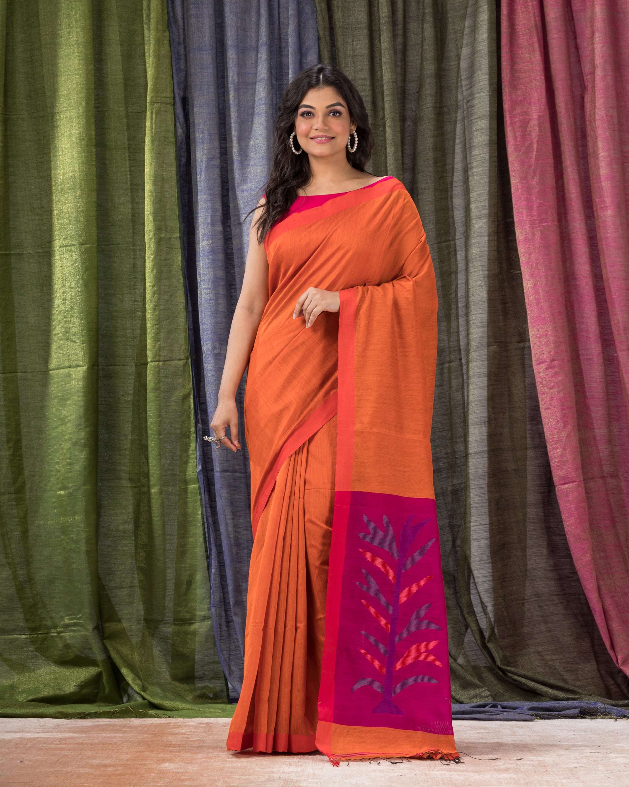 Women's Orange Cotton Blend Handloom Jamdani Saree - Piyari Fashion