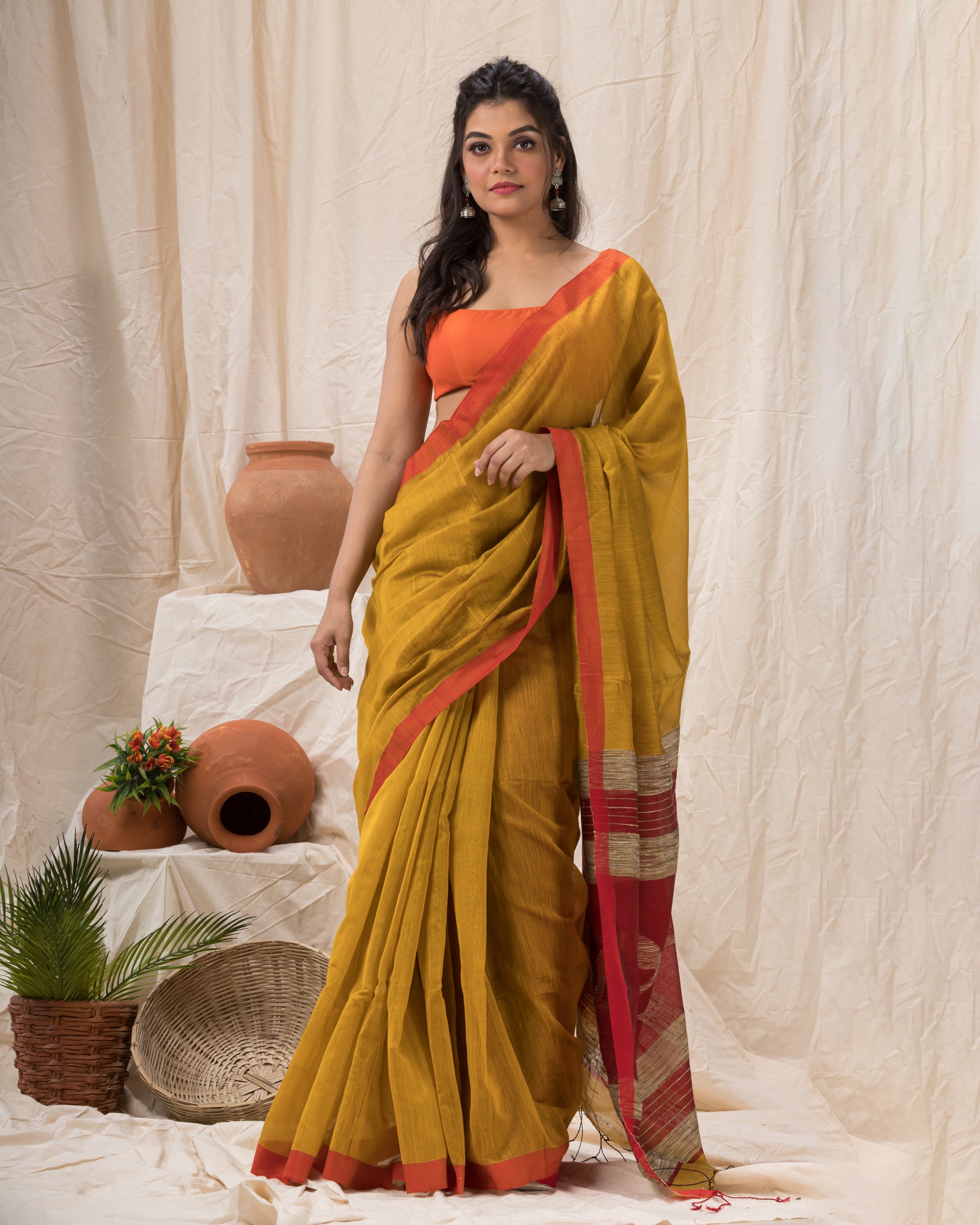 Women's Yellow Cotton Blend Handloom Jamdani Saree - Piyari Fashion