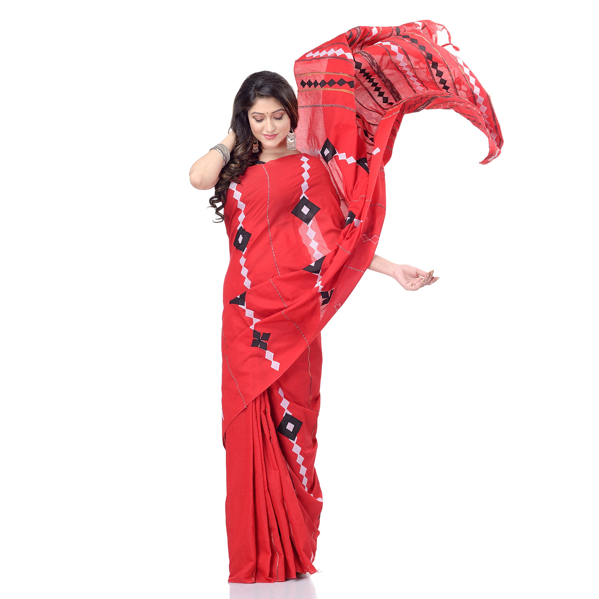Women's Handspun Cotton Red Handloom Applique Saree - Piyari Fashion