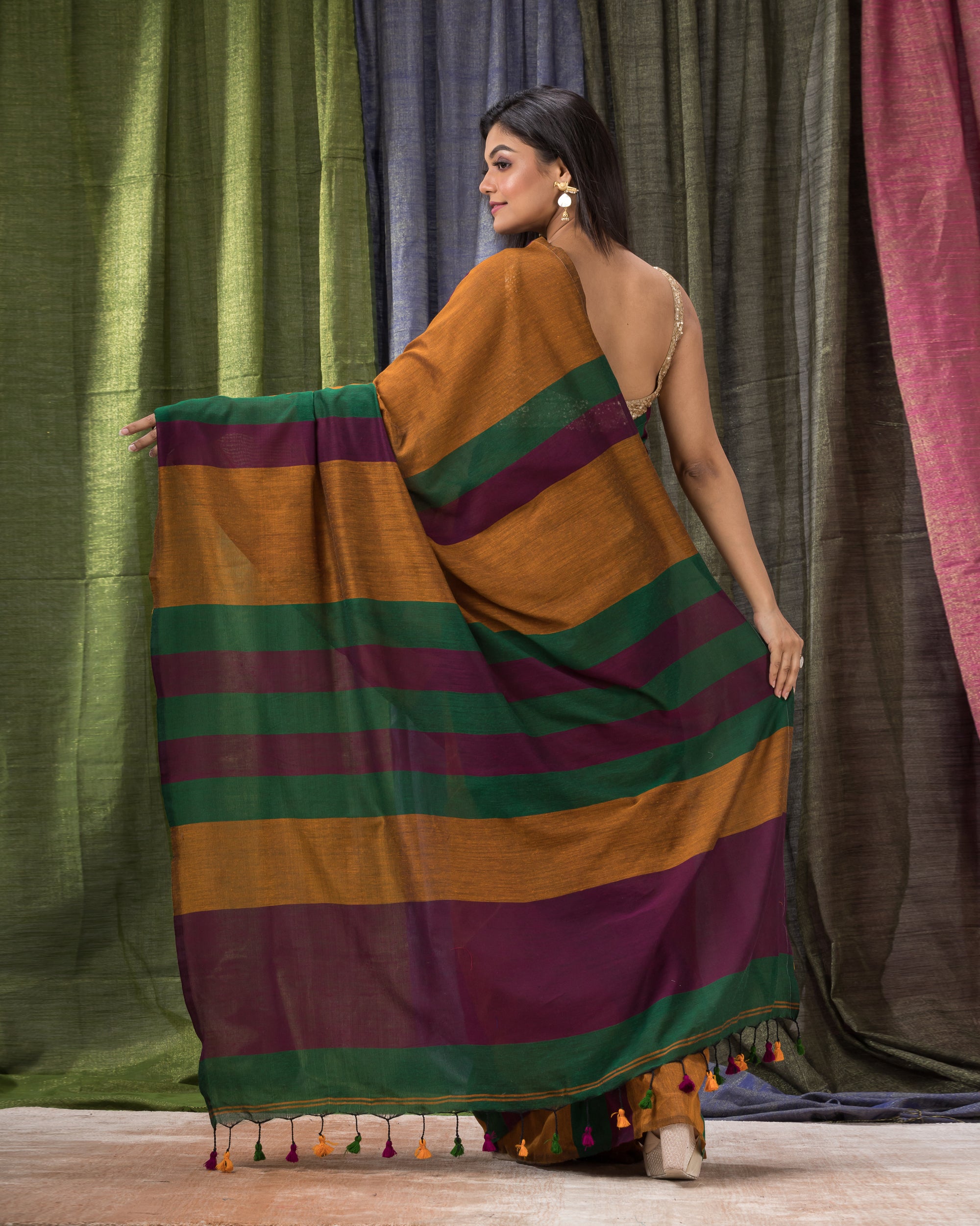 Women's Handspun Cotton Rust Handloom Saree - Piyari Fashion