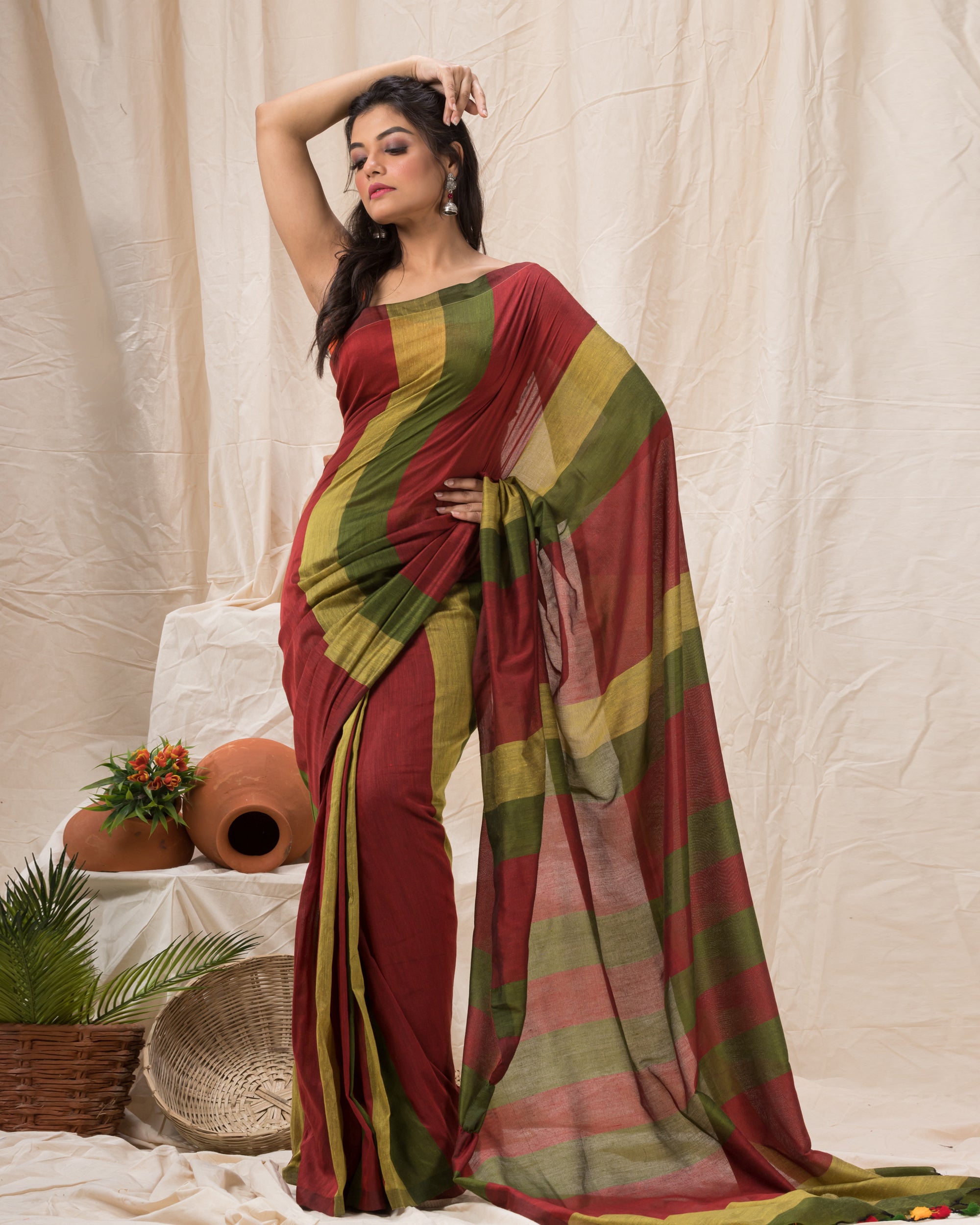 Women's Handspun Cotton Maroon Handloom Saree - Piyari Fashion