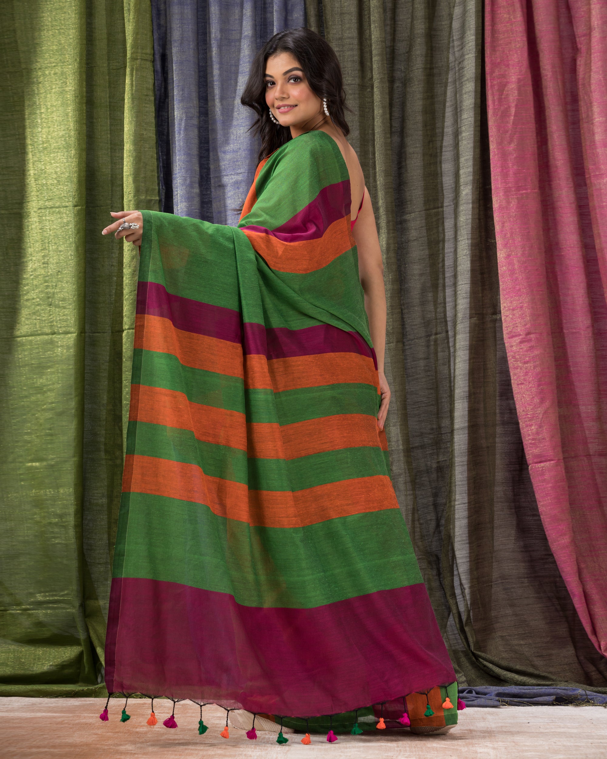 Women's Handspun Cotton Green Handloom Saree - Piyari Fashion