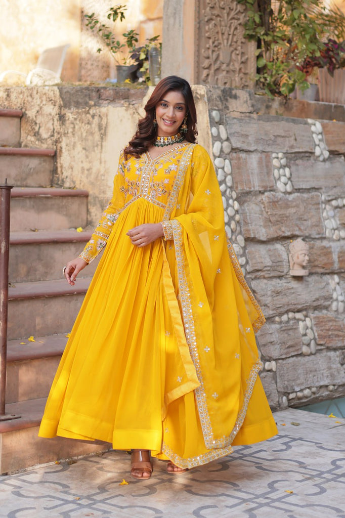 Color_YELLOW