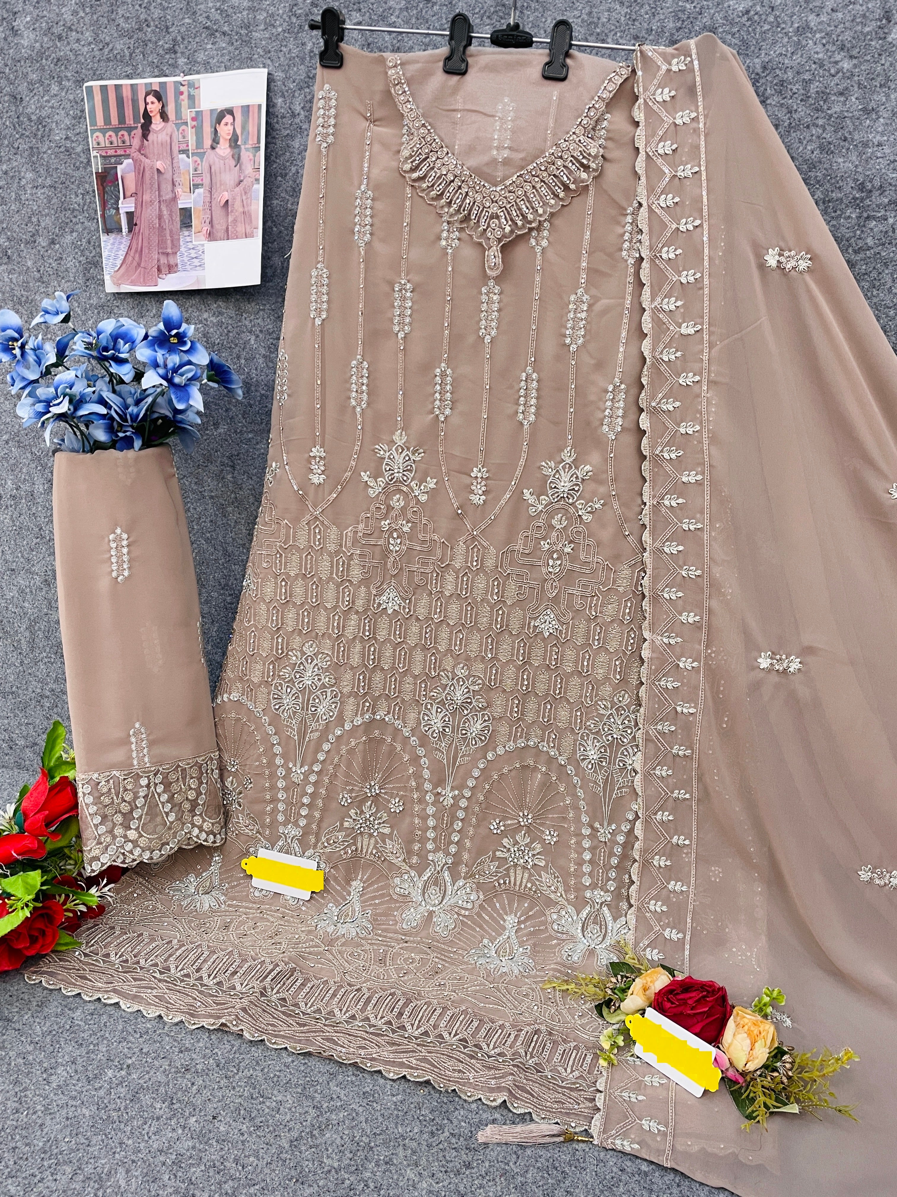 Color_Beige