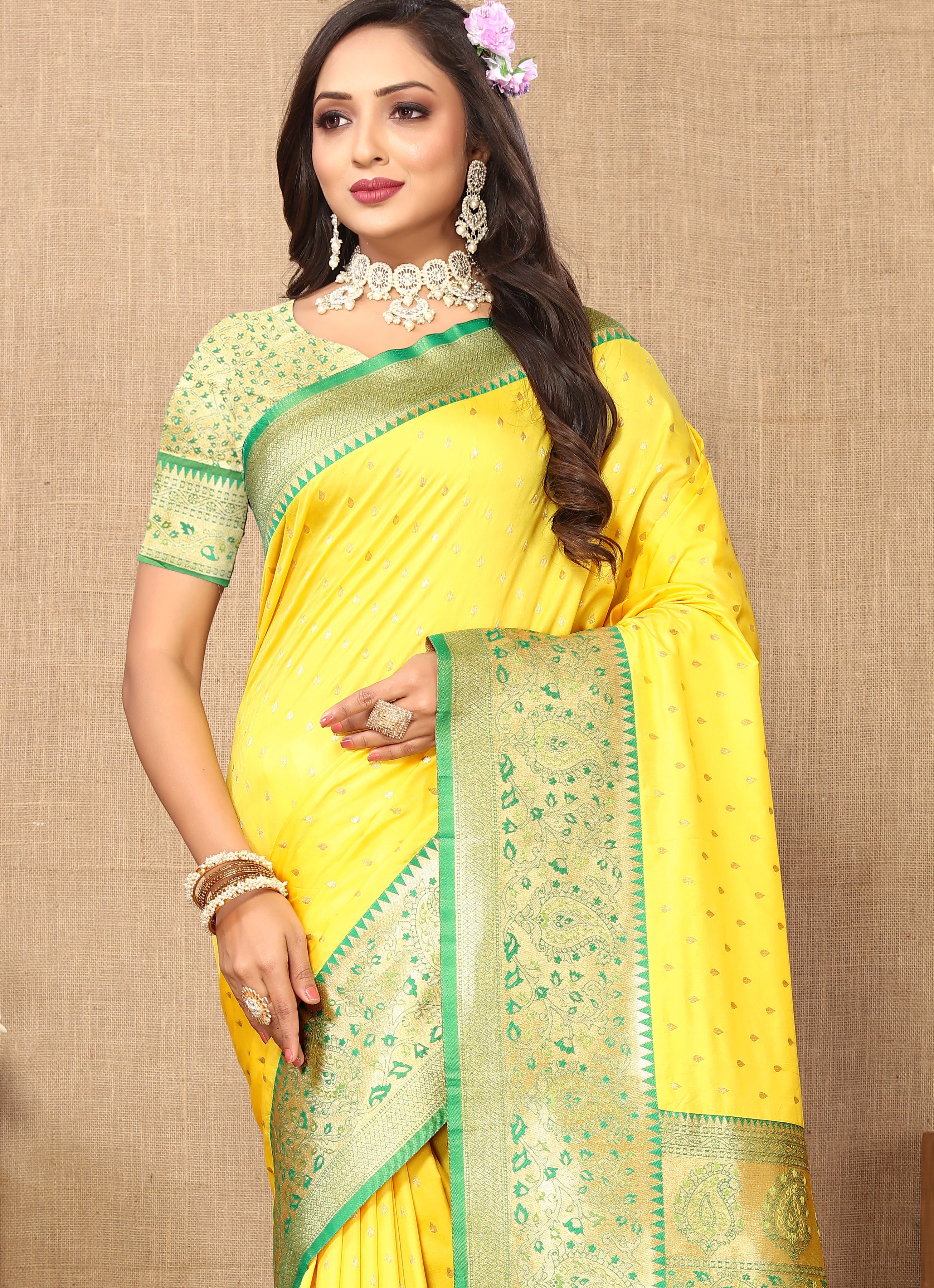 Color_YELLOW