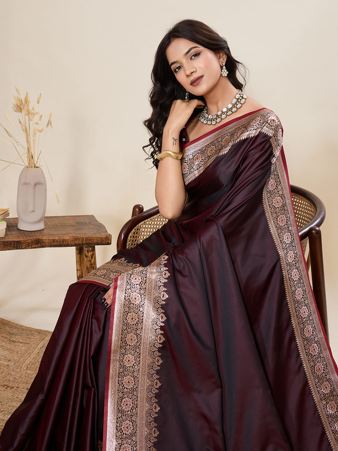 Color_BROWN