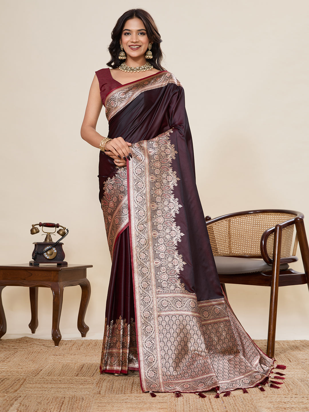 Color_BROWN