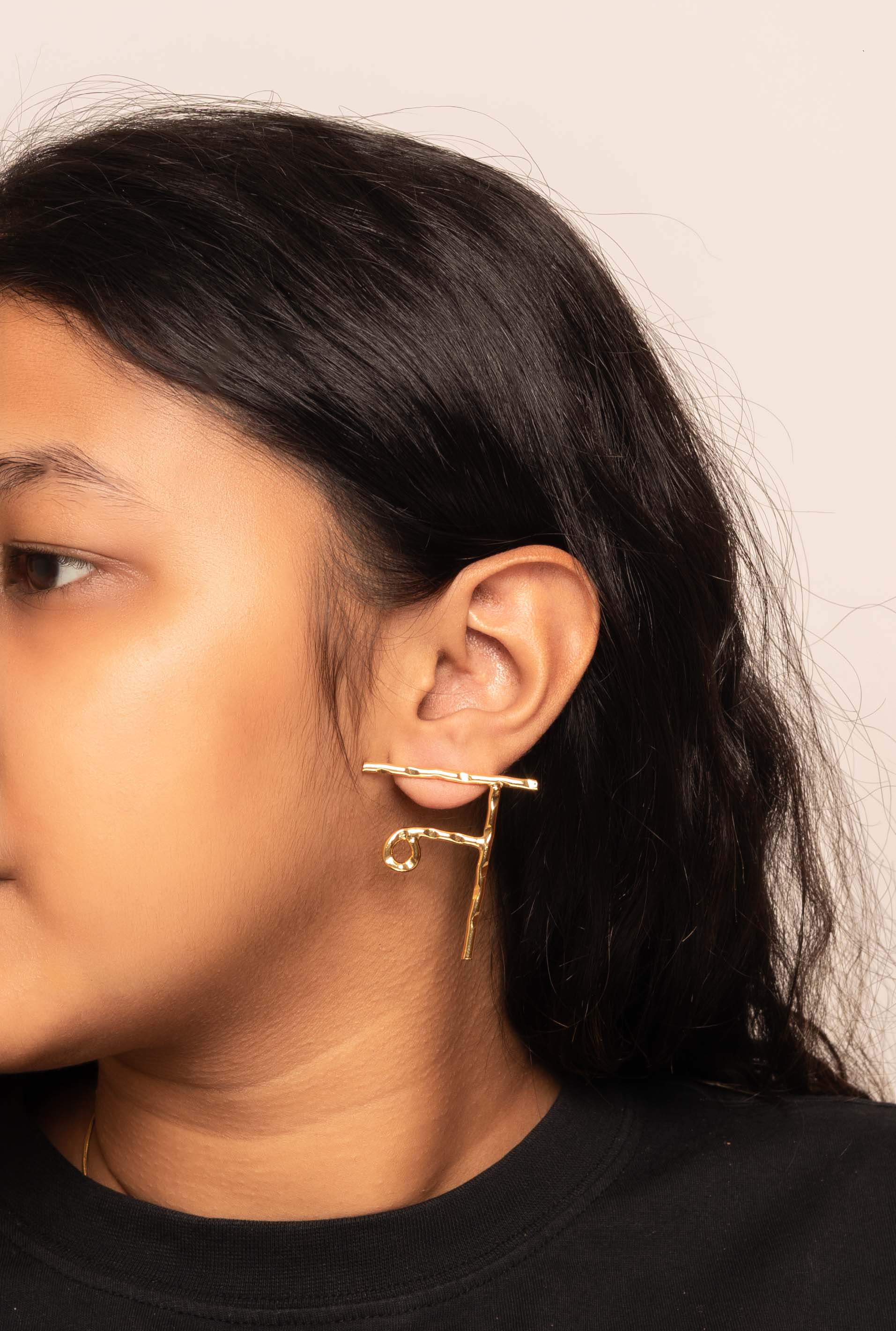 Women's Akshar Earring E301