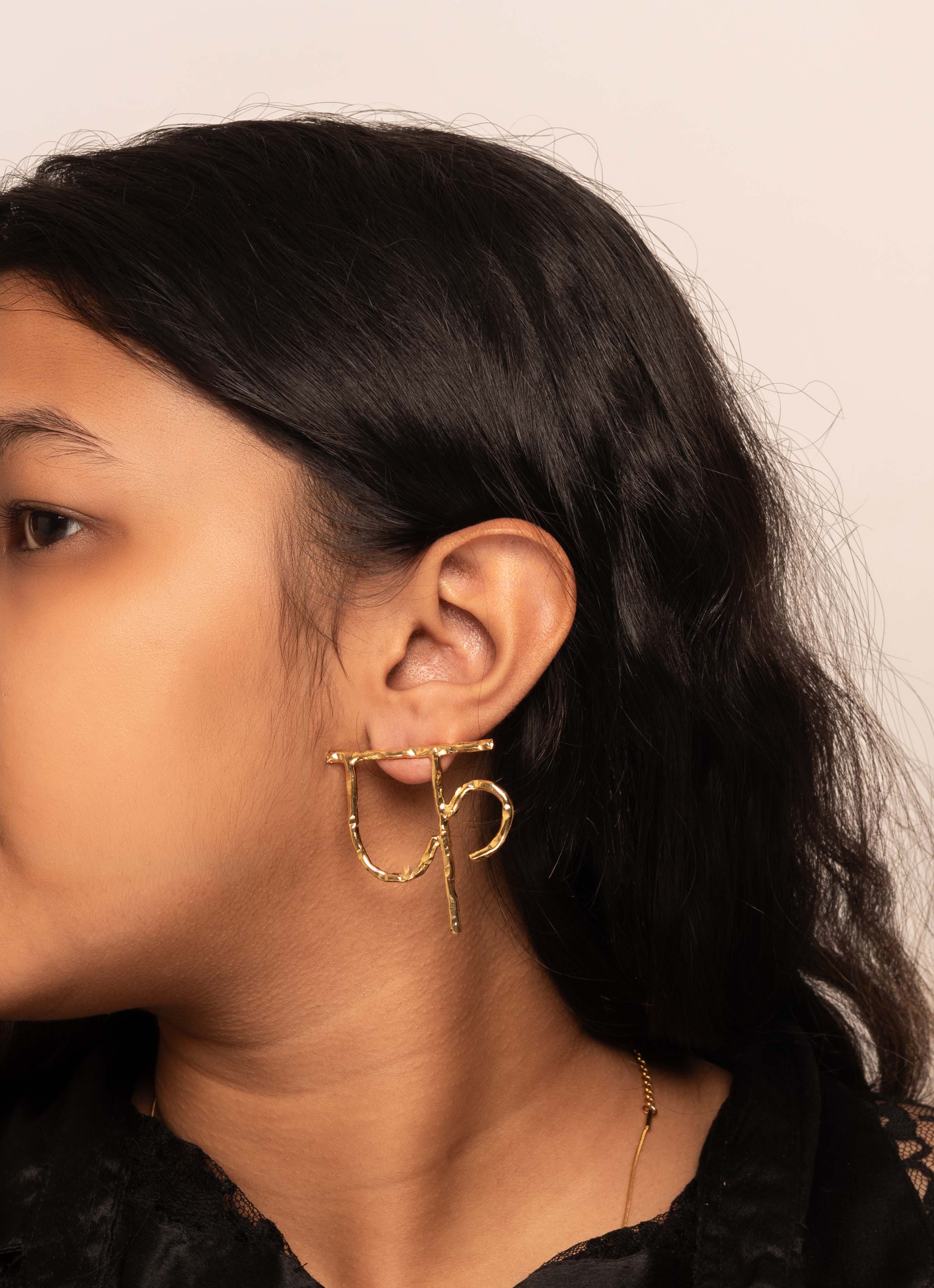 Women's Akshar Earring E405