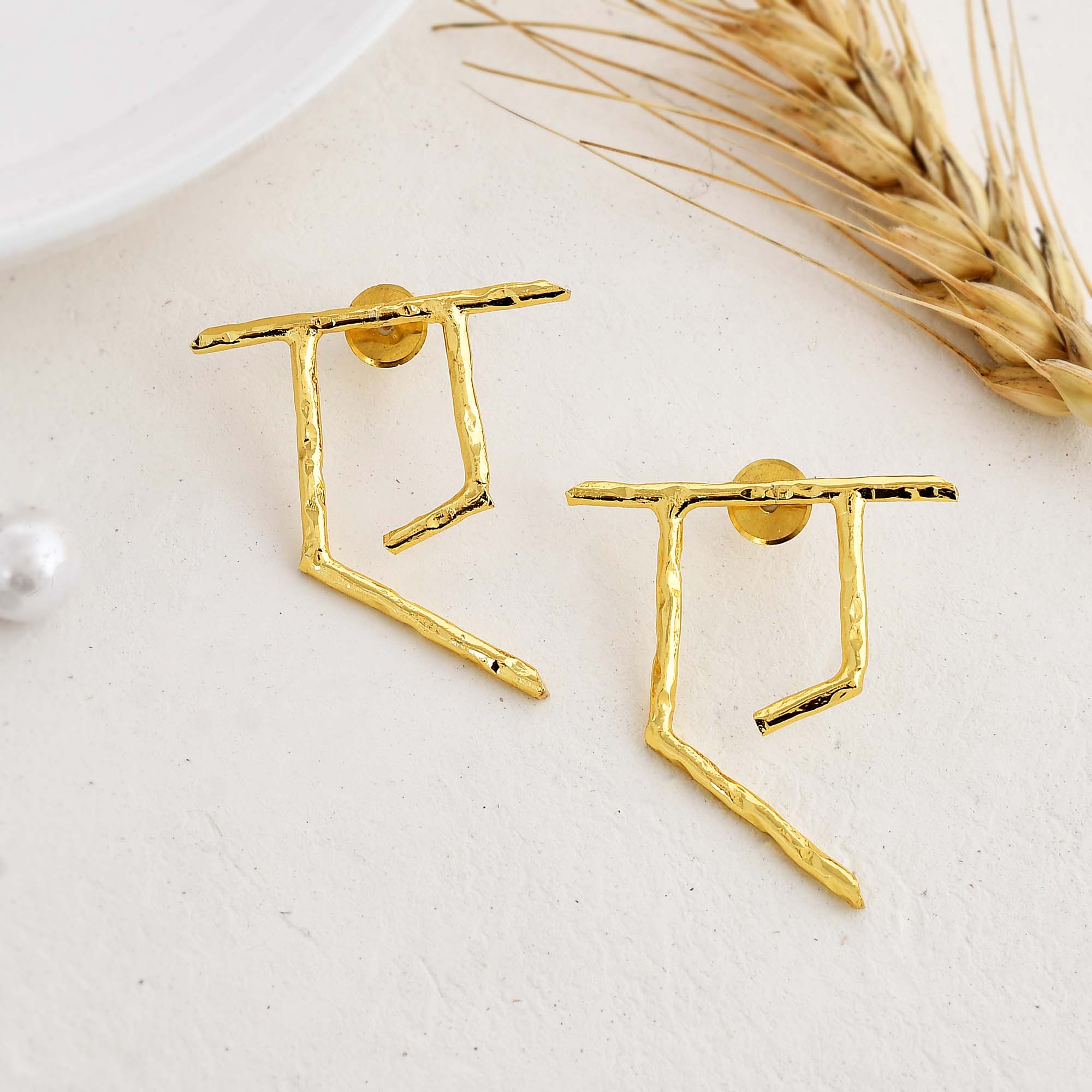 Women's Akshar Earring E55