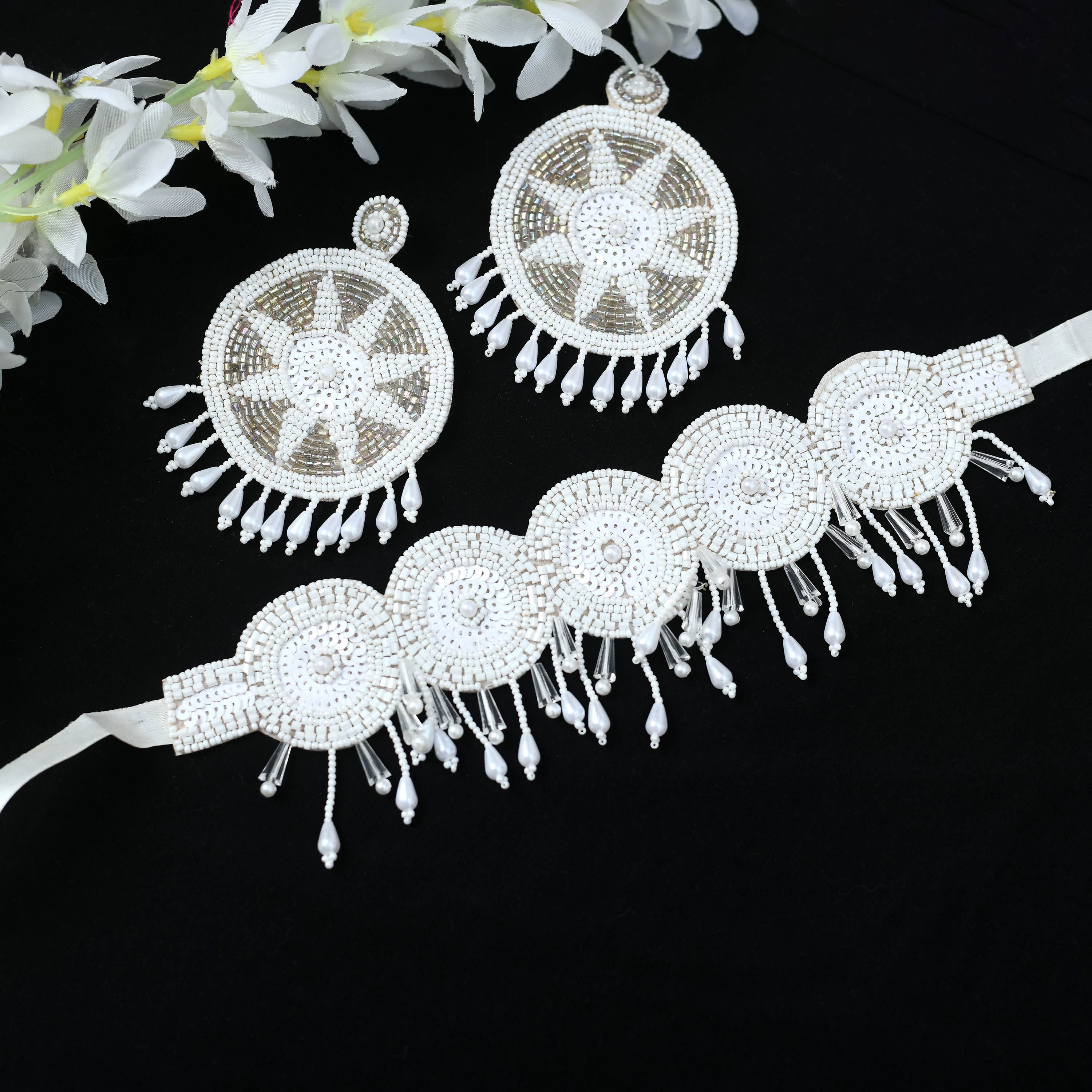 Johar Kamal Handicraft Pearls Necklace with Ear